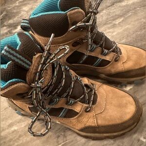 Rocky Endeavor Point, Women’s 6” Hiking Boots, worn one